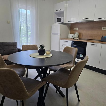 Apartments Marija Supetarska Draga Eksteriør billede